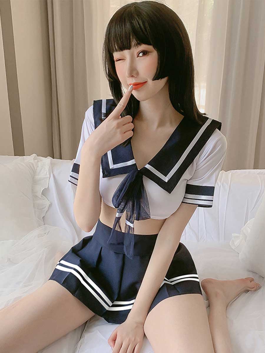 セクシー日本風女子学生コスプレ ランジェリー 半袖クロップトップ＆セーラー服スカート
